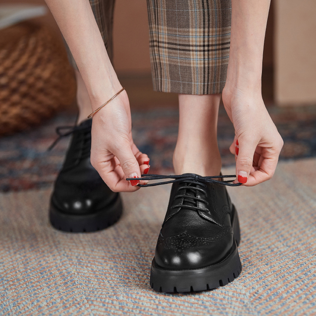Czarne skórzane buty Derby Chunky Brogues Retro platforma Oxford dla kobiet - Wianko - 13