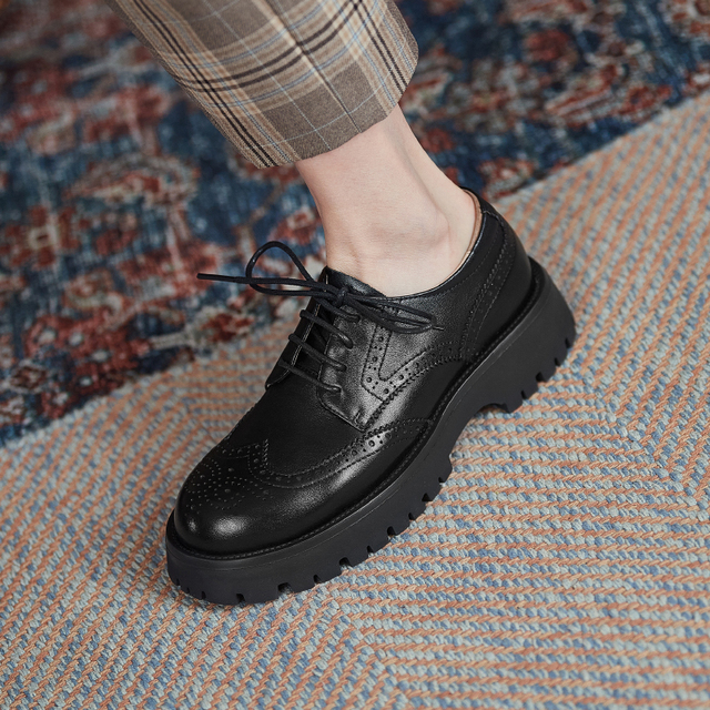 Czarne skórzane buty Derby Chunky Brogues Retro platforma Oxford dla kobiet - Wianko - 12