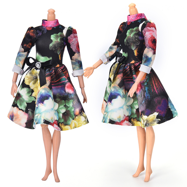 Ręcznie robiona sukienka dla lalki Barbie - Mini duży kwiatowy print - Prezent na urodziny dla dziewczynki - Wianko - 11