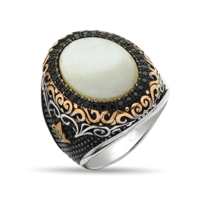 Antyczny turecki pierścionek z onyksu w stylu retro z motywem złotego lotosu - Wianko - 1