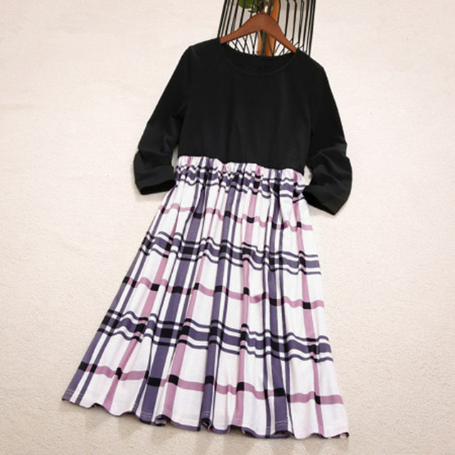 Dopasowane sukienki dla mamy i córki w kratkę z patchworkiem - Wianko - 16