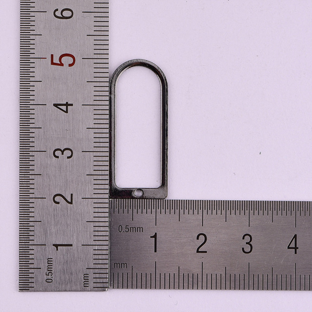 Unisex naszyjnik ze stali nierdzewnej w kształcie DIY europejskich i amerykańskich pustych drzwi - biżuteria geometryczna - Wianko - 2