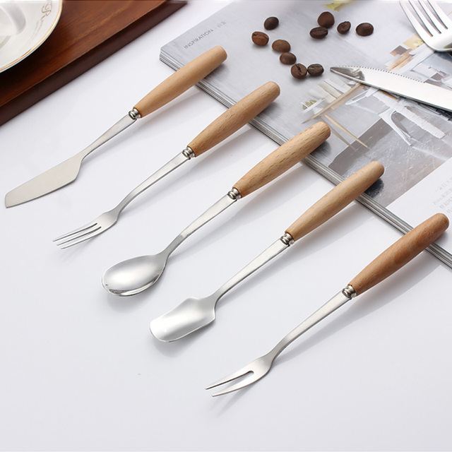 Drewniany zestaw obiadowy ze stali nierdzewnej - widelec, nóż i łyżka - Wianko - 3