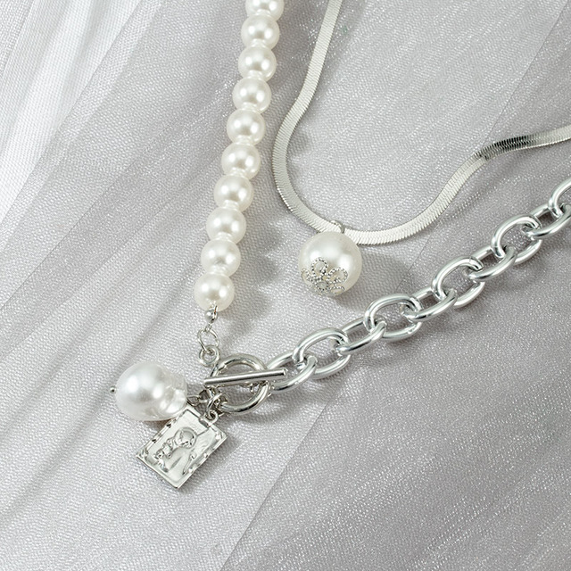 Naszyjnik w stylu vintage z perłami i łańcuszkiem - modny, gruby zamek metalowy - 2021 trend damska biżuteria - Wianko - 12