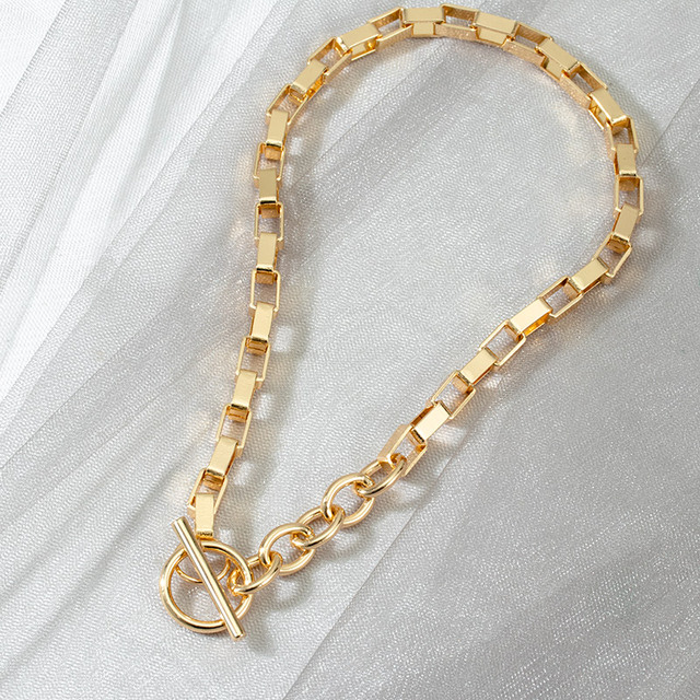 Naszyjnik w stylu vintage z perłami i łańcuszkiem - modny, gruby zamek metalowy - 2021 trend damska biżuteria - Wianko - 2