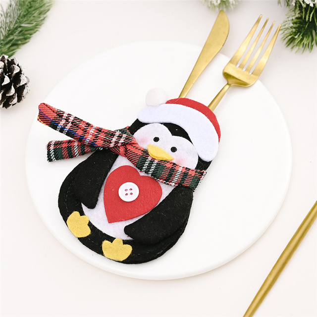 Etui na świąteczne sztućce i stojak na naczynia, ozdoby na stół, domowy dekor Snowman, torba na prezenty - Wianko - 23