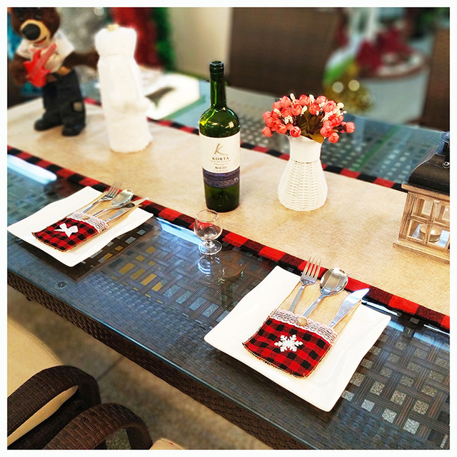 Etui na świąteczne sztućce i stojak na naczynia, ozdoby na stół, domowy dekor Snowman, torba na prezenty - Wianko - 24