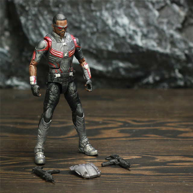 Figurka akcji Spider-Man Deadpool Red Guardian Falcon Black Widow Thor Mystique Magneto X-Men - Wianko - 10