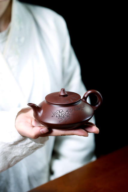 Dzbanek do herbaty z purpurowej gliny Yixing, ręcznie wykonany, pojemność 200ml - Wianko - 24