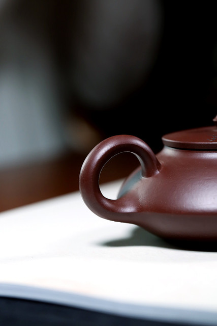 Dzbanek do herbaty z purpurowej gliny Yixing, ręcznie wykonany, pojemność 200ml - Wianko - 18
