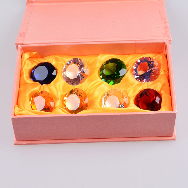 Dekoracyjne kamienie szlachetne - 8 sztuk oszlifowanych kryształów K9 o średnicy 30mm w różnych kolorach - Wianko - 3