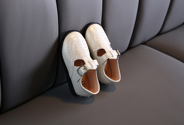 Nowa kolekcja wiosna 2021 - Dziecięce skórzane buty szkolne dla dziewczyn E446, hollow design, antypoślizgowe mieszkania - Wianko - 9