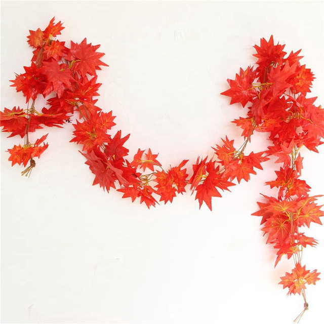 Rattanowy wianek z czerwonymi liśćmi klonu o długości 2.4m - dekoracja do wiszenia na zewnątrz, idealna na jesień i święto dziękczynienia - Wianko - 15