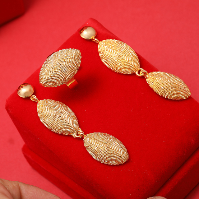 Zestaw biżuterii - naszyjnik, wisiorek, kolczyki wykonane z 24K złotego koloru z Dubaju dla kobiet z Afryki i Indii na wesele i zaręczyny - Wianko - 1