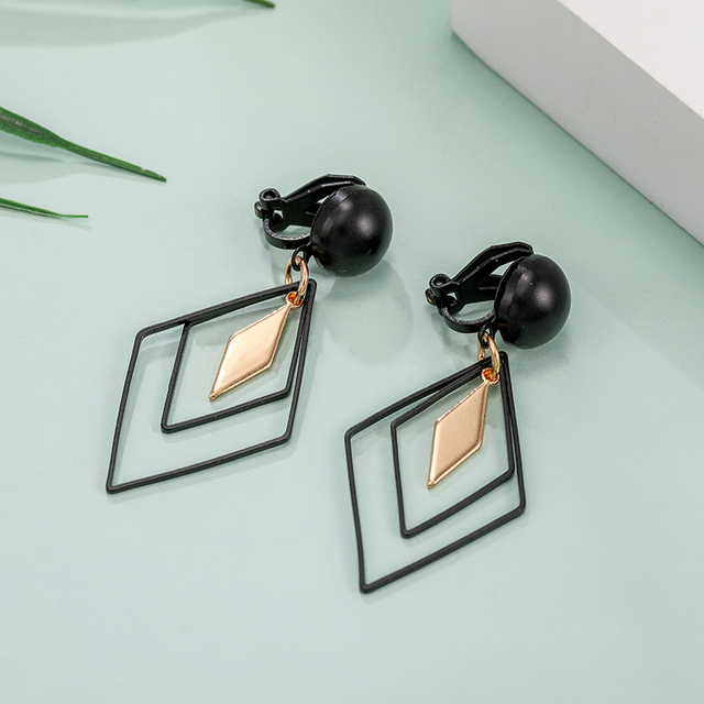 Kolczyk klips do ucha w kształcie czarnego rombu, vintage styl, Koreańska biżuteria 2020 - Wianko - 5