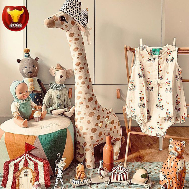 Pluszowa zabawka żyrafa, wielkość 85cm x 67cm, symulacja, miękkie wypchane zwierzę, śpiąca lalka, prezent urodzinowy dla chłopca i dzieci - Wianko - 2