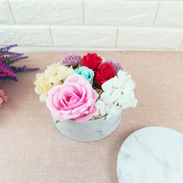 Zestaw 3 okrągłych pudełek na kwiaty ze wzorem marmuru - idealne na prezenty ślubne i urodzinowe - Wianko - 3