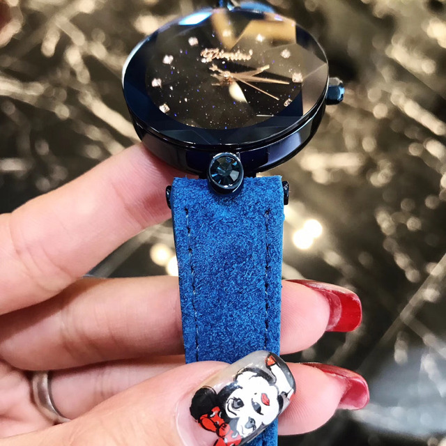 Zegarek damski niebieski wodoodporny z prawdziwym futrem skórzanym, zdobiony ciętymi szklanymi gwiazdami i kryształowym kwarcowym mechanizmem Montre Femme - Wianko - 5