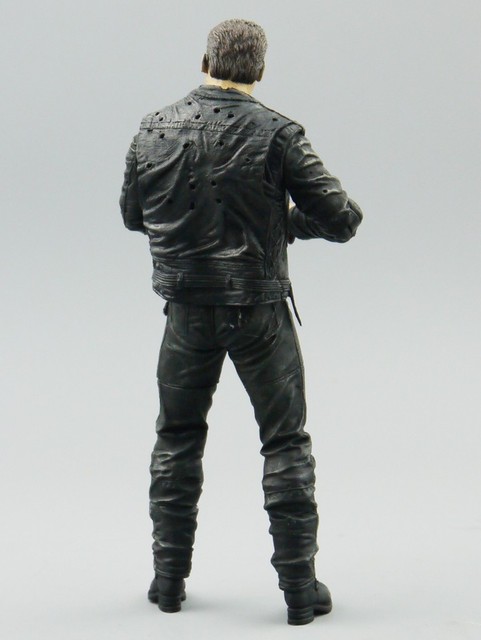 Figurka kolekcjonerska Terminator 2 T-800 Cyberdyne Showdown - 7 cali (18cm) - Wianko - 2