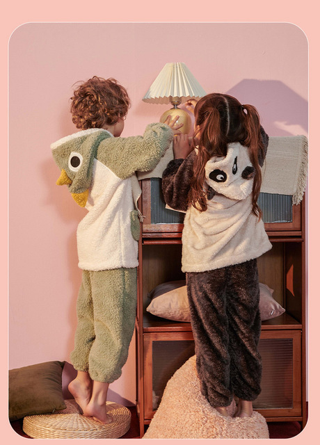 Dziecięcy komplet ciepłych piżam z długim rękawem i wzorami zwierząt – idealne na zimowe noce - Wianko - 13