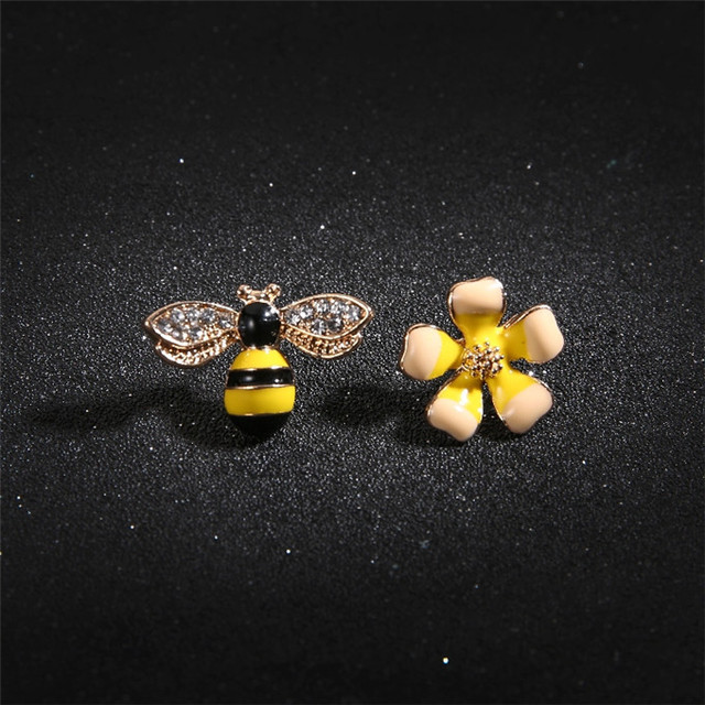 Nowoczesne asymetryczne kolczyki kwiatowe ze ślicznym motywem pszczoły i cyrkoniami - dla kobiet i dziewczyn, biżuteria moda, punk, hurtownia - Wianko - 7