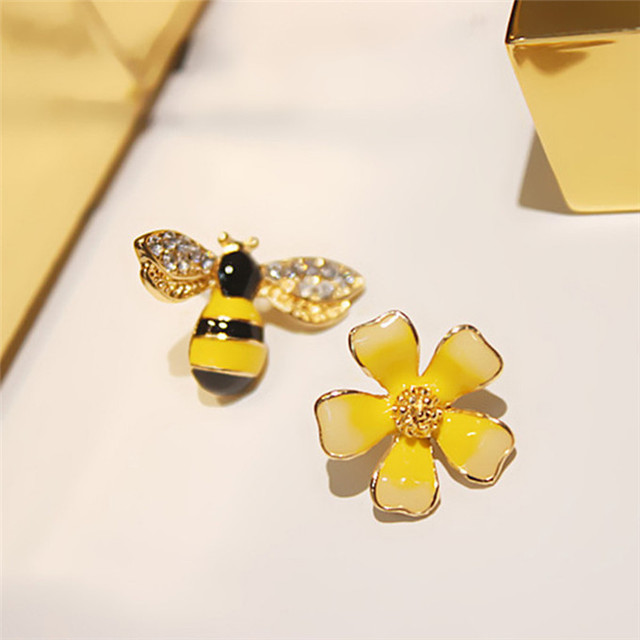 Nowoczesne asymetryczne kolczyki kwiatowe ze ślicznym motywem pszczoły i cyrkoniami - dla kobiet i dziewczyn, biżuteria moda, punk, hurtownia - Wianko - 6