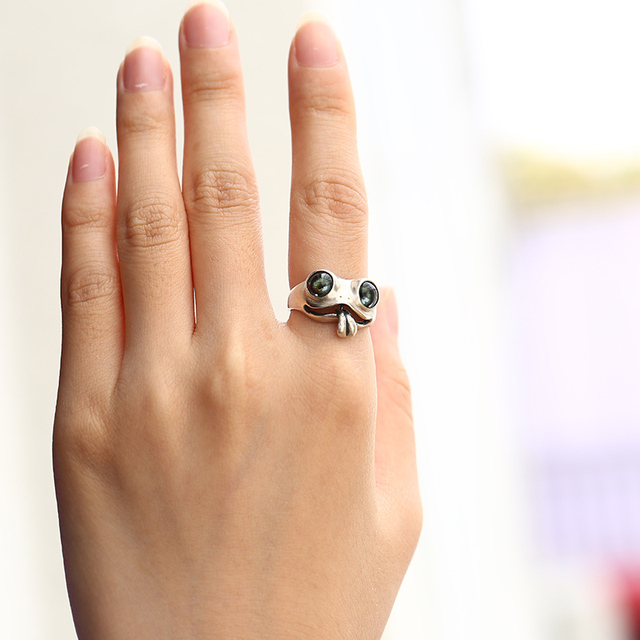 Śliczny pierścień skręcania żaba z zielonymi oczami - biżuteria męska i damska srebrnego koloru - Wianko - 6