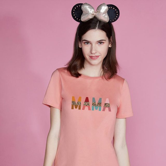 Letnie stroje rodzinne: T-shirt mama + mini z nadrukiem, chłopiec + dziewczynka - krótki rękaw - Wianko - 4