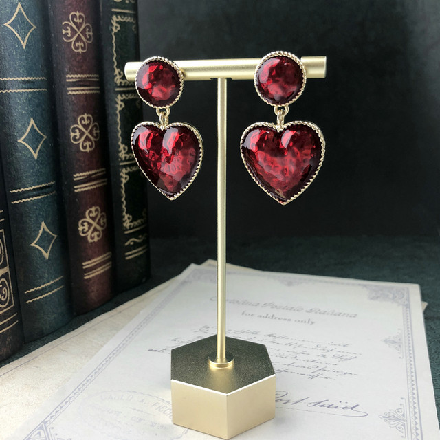 Kolczyki wiszące złote z emaliowanym czerwonym sercem w kształcie serca - Wianko - 6