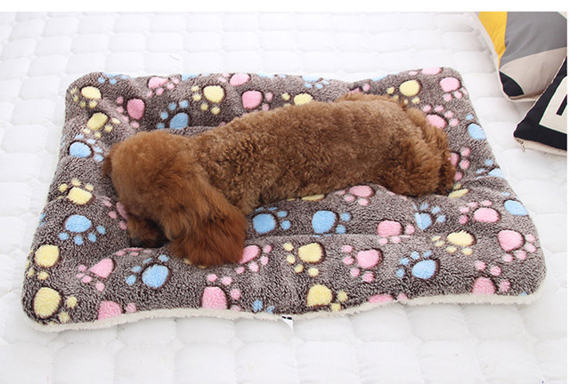 Miękka mata flanelowa dla zwierząt domowych - ciepłe łóżko dla psa i kotów - przenośne łóżko dla małych i dużych pupili - Wianko - 11
