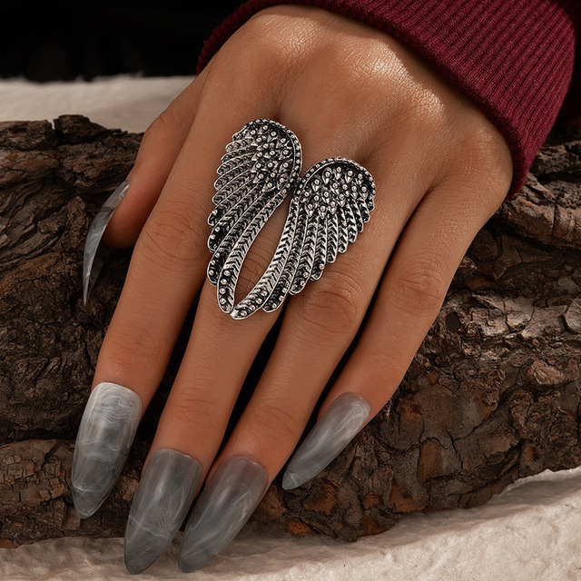 Regulowany pierścień z rzeźbionym motywem skrzydeł anioła - biżuteria miłości (2021) - Wianko - 4