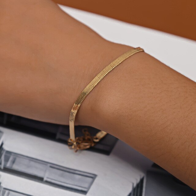 Klasyczna płaska bransoletka wężowa z łańcucha ze stali nierdzewnej - złoty kolor, modna biżuteria dla kobiet na prezent - Wianko - 2
