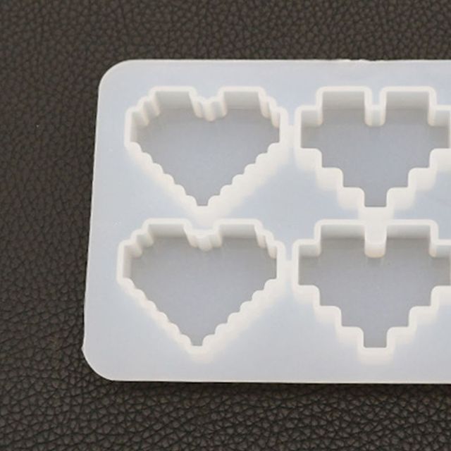 Narzędzia jubilerskie: Forma na wisiorek w kształcie serca z żywicy epoksydowej, pikselami, kryształem UV i lustrzanym wykończeniem - Wianko - 8