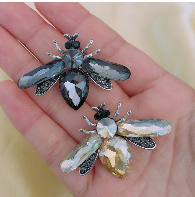 Czarny kryształ - śliczna broszka pszczoła ćma Pin, złoty kolor, dla kobiet - Wianko - 6