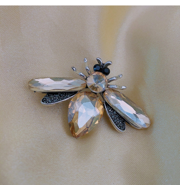 Czarny kryształ - śliczna broszka pszczoła ćma Pin, złoty kolor, dla kobiet - Wianko - 3