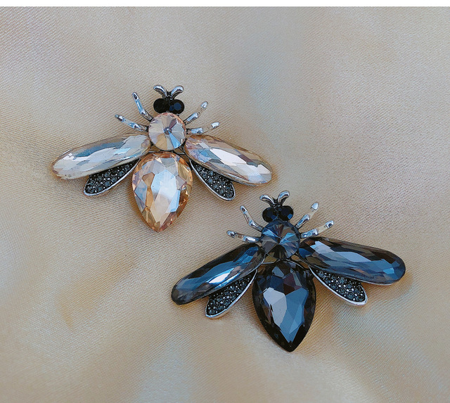 Czarny kryształ - śliczna broszka pszczoła ćma Pin, złoty kolor, dla kobiet - Wianko - 10