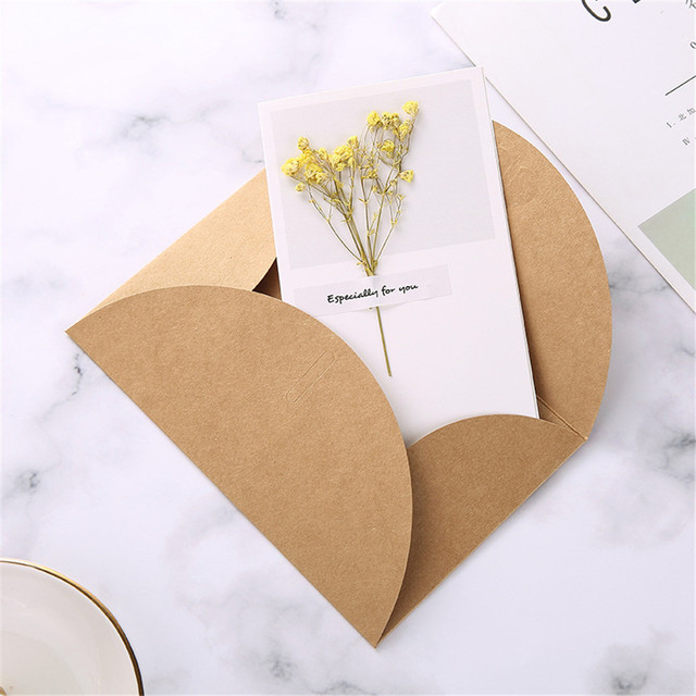 Zestaw 5 sztuk Retro suszonych kwiatowych listów papierowych z ręcznie robioną kopertą i zaproszeniem ślubnym oraz kartką z życzeniami - do pisania - Wianko - 8