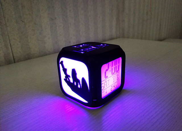 Budzik 3D z lampką nocną i zegarem elektronicznym Las Król Lew do pokoju dziecięcego i sypialni - Wianko - 8