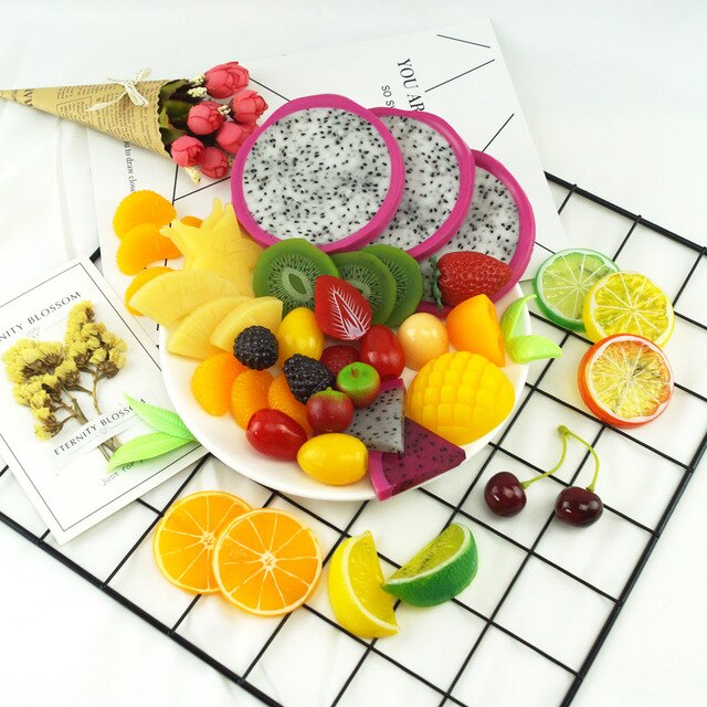 Sztucznie owocowe plastry - małe plastikowe modele do dekoracji imprez, fotografii ślubnych i kuchni - Wianko - 2