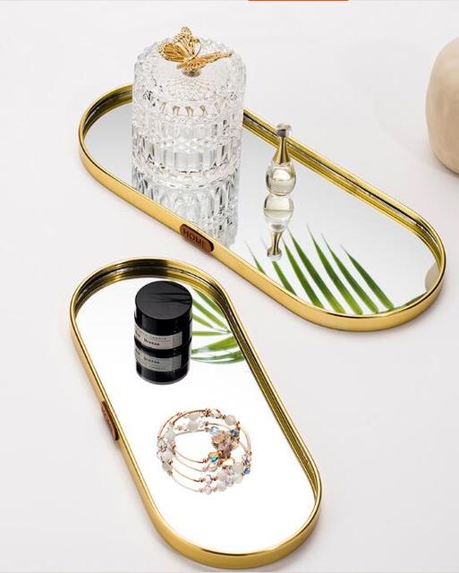Taca domowa z lustrzaną powierzchnią styl skandynawski, lekkie złote elementy luksusowej biżuterii - Wianko - 3