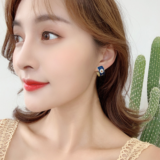 Luksusowe błyszczące kwiatek kółko Hoop kolczyki - biżuteria koreańska, wyjątkowe akcesoria dla dziewcząt na imprezę (2022) - Wianko - 6