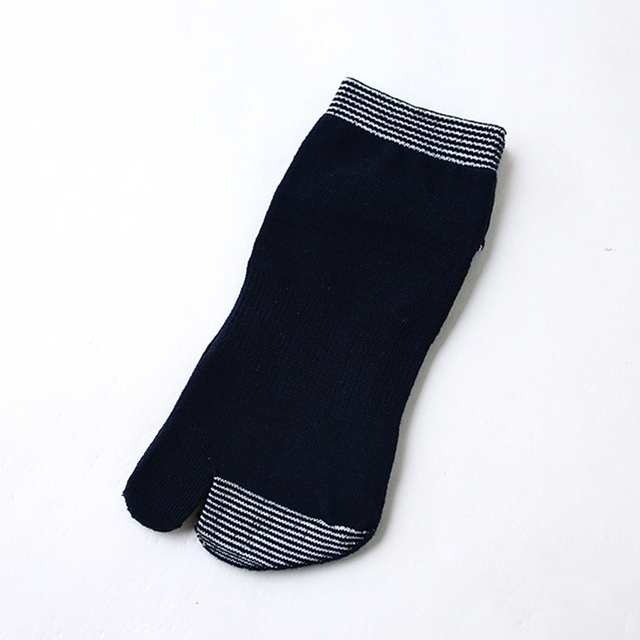 2 pary bawełnianych męskich skarpetek do jogi z podziałem na palce w nowym stylu japońskim: czarne, białe, szare - Wianko - 9