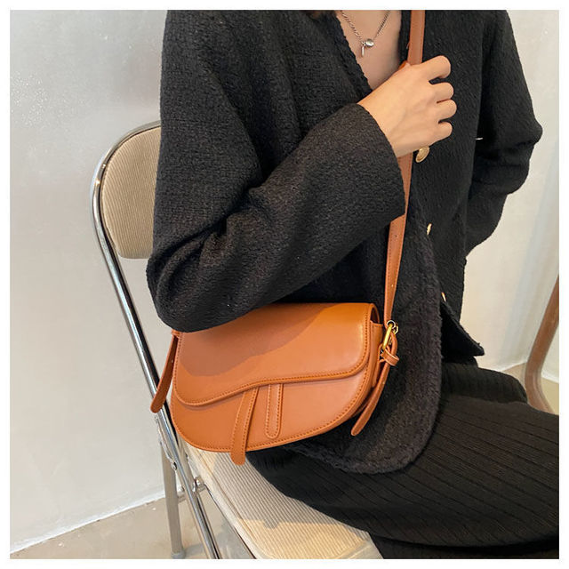 Skórzana torebka listonoszka na ramię dla kobiet w brązowym kolorze - Trend 2021 luksusowy projektant - Wianko - 9