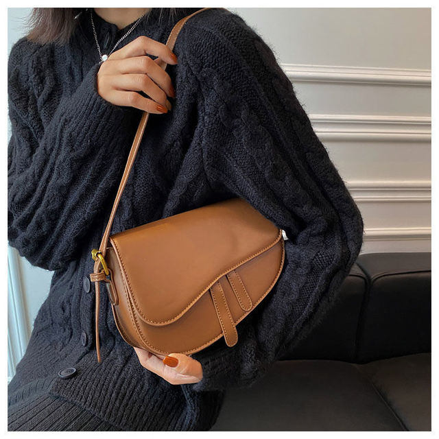 Skórzana torebka listonoszka na ramię dla kobiet w brązowym kolorze - Trend 2021 luksusowy projektant - Wianko - 21