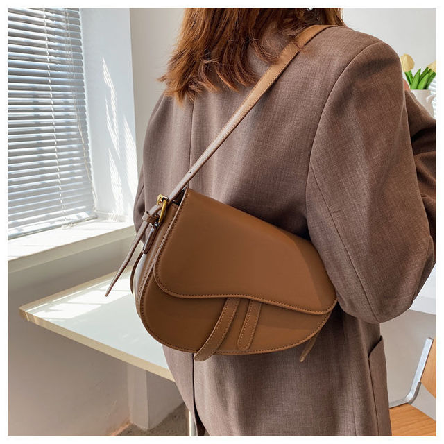 Skórzana torebka listonoszka na ramię dla kobiet w brązowym kolorze - Trend 2021 luksusowy projektant - Wianko - 14