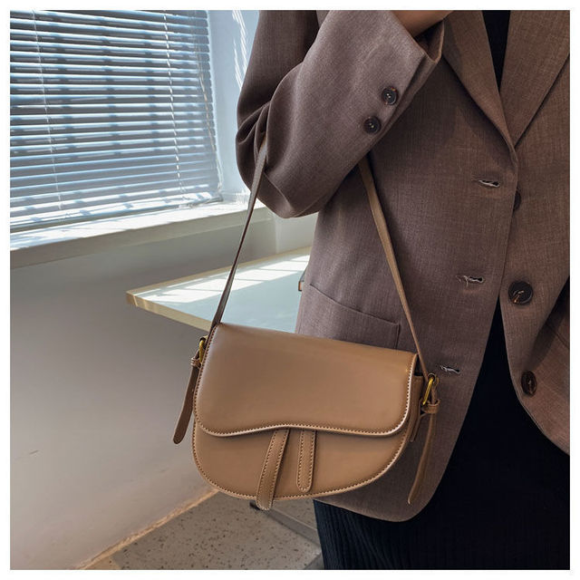 Skórzana torebka listonoszka na ramię dla kobiet w brązowym kolorze - Trend 2021 luksusowy projektant - Wianko - 16