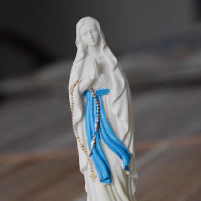 Figurka Maryi Panny z Lourdes - wystrój domu, artykuły religijne, rzeźba, prezent - Wianko - 3