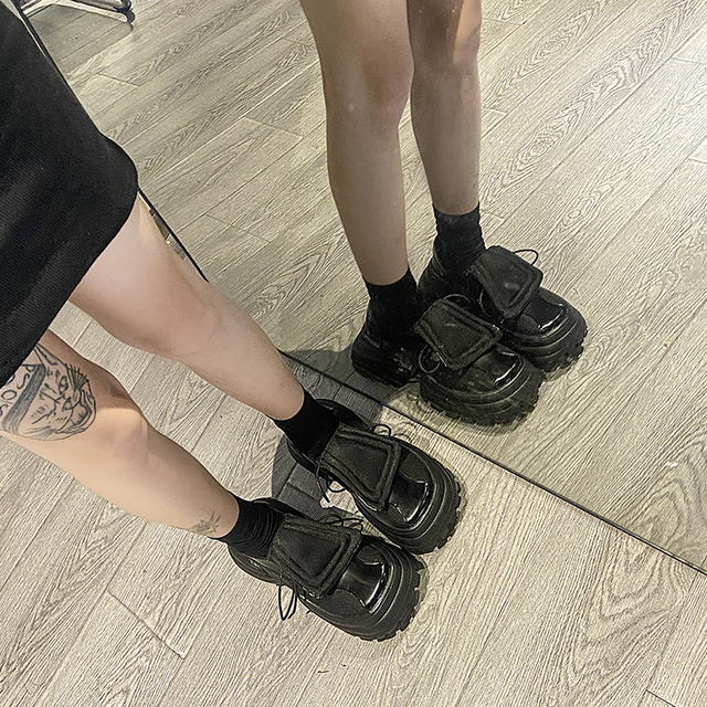 Czarne buty damskie Retro Punk Chunky platforma 2021 z dużym, okrągłym noskiem i geometrycznym obcasem na co dzień - Wianko - 10