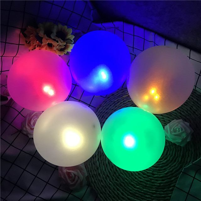 Lampa balonowa LED z błyskawicą, w charakterystycznym kształcie kielicha, idealna na wesela i świąteczne dekoracje - Wianko - 1
