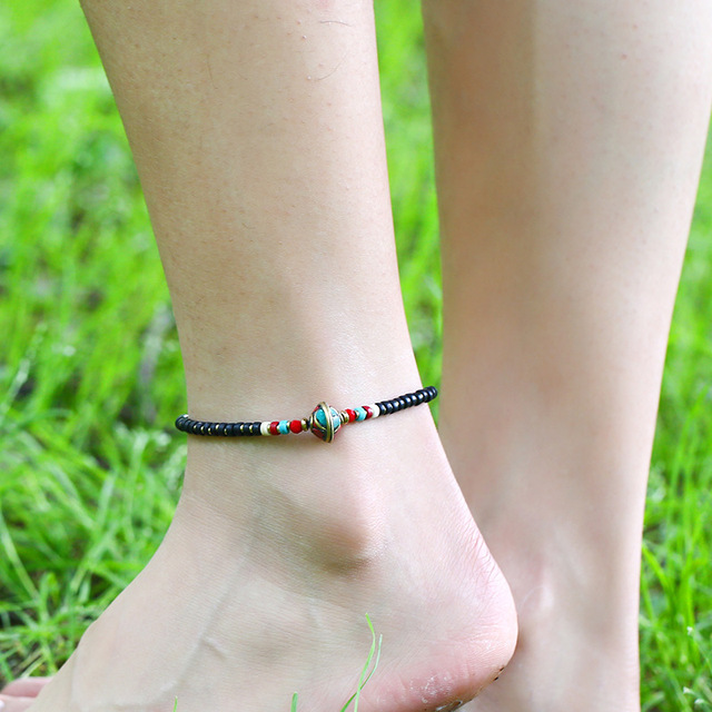 Ręcznie robiony łańcuszek na kostkę - prosty plażowy model koreański z perłą i dzwonkiem - ozdoba na stopę - Wianko - 5